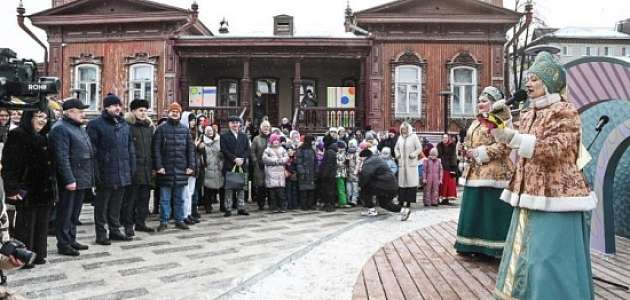 Дом сказки Ершова открыли на пешеходной улице в Тюмени