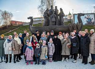  «Елисаветинско-Сергиевское просветительское общество»